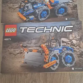 Lego technic 42071 (modrý buldozer) - 2