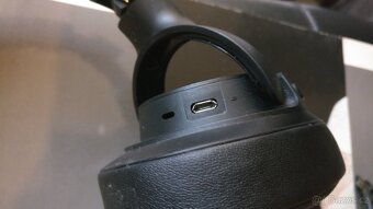 Bluetooth sluchátka JBL Tune 700BT - 2