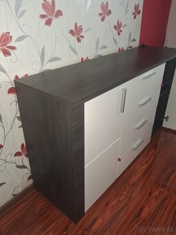 Komoda s osvětlením - 2