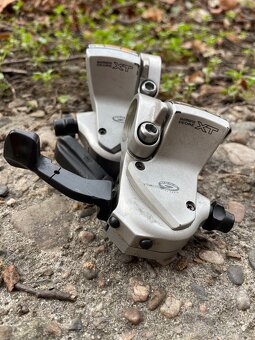 Řadící páčky Shimano Deore XT M750 3x9 - 2