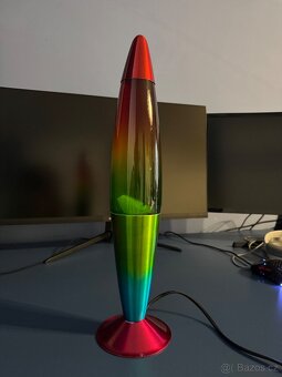 Barevná lávová lampa - 2