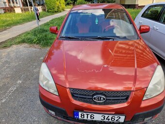 KIA Rio - 2