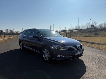 VW passat 2019 2.0tdi 140kw DSG TOP výbava i stav - 2