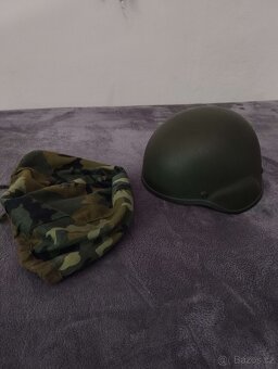 Prodám airsoft helmu typu MICH 2000 + povlak vz.95 - 2
