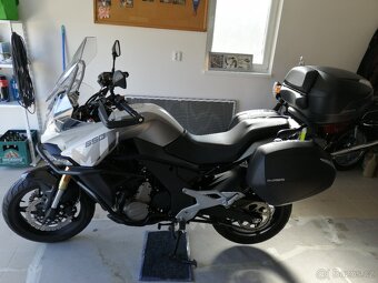 Cf moto MT 650 - 2