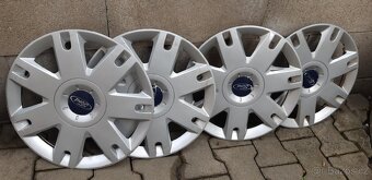 FORD - sada originál poklice mám 14 a 15 - 2