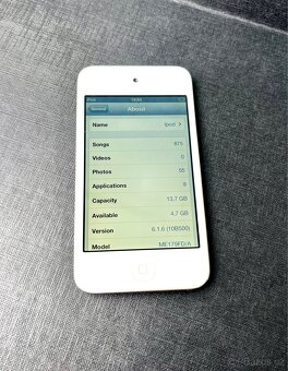 Apple iPod Touch 4. generace – 16 GB - 2