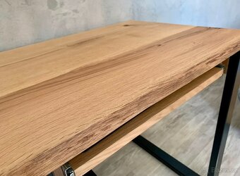 Designový PC stolek z masivního dubu – ruční práce na míru - 2