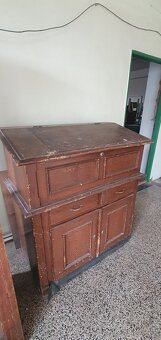 Komoda - 2