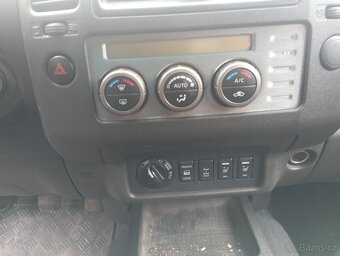 Nissan Navara - 2