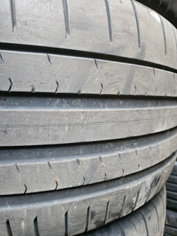 285/40R21 109Y XL P-Zero (PZ4) Sport AO1 PIRELLI - 2
