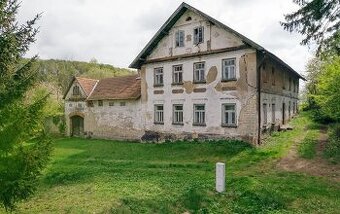 Prodej zemědělské usedlosti a pozemků - 2