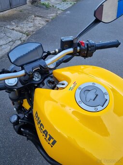 Ducati Monster 821 - 2