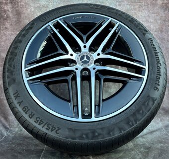 Originál Alu kola Mercedes V-Klasse 245/45R19 - 2