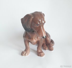 Starožitná porcelánová figura jezevčíka - Karl Ens - Německo - 2