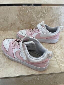 Dívčí tenisky Nike velikost 33,5 - 2