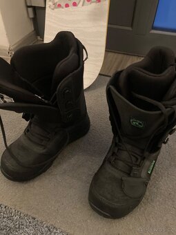 Prodej snowbordové a lyžařské boty - 2