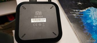 Xiaomi Mi Box S + ECG 22" LCD TV - 2