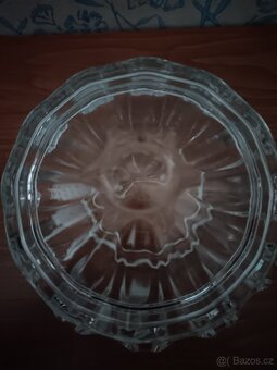 Skleněná cukřenka - 2