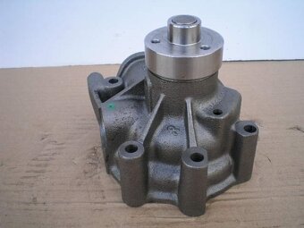 Vodní pumpa na Iveco Eurocargo - 2