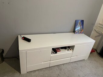 Rozkladací Gauč & Skřínka pod tv - 2