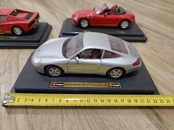 Modely aut Bburago - 2