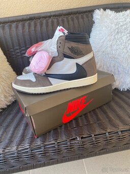 Jordan 1 High Dark Mocha Travis Scott 43 - 2