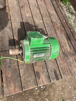 Prodám elektromotor - 2