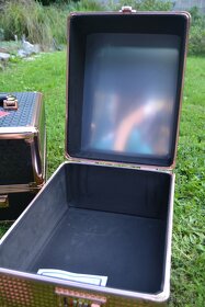 Box na přilbu - 2