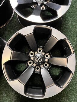 6x139.7 R18 Orig. Alu Dodge RAM 1500 REBEL - TOP STAV - 2