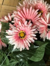 Umělé květiny gerbera bílá, červená, růžová - 2