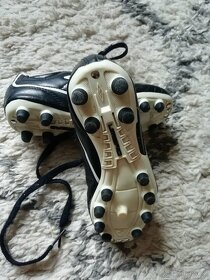 Dětské kopačky Umbro 27,5 - 2