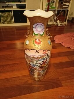Japonská nebo čínská váza - 2