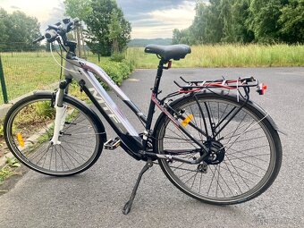 Elektrokolo Road 3.2 W – dámské, dojezd 120 km, super stav - 2