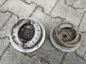 Poškozené štíty Jawa,CZ - 2