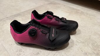 Dívčí tretry Force - 2