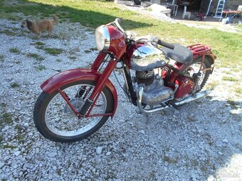 Jawa 250 pérák Zbrojovka r.v.1949 rezervováno do 12.10.2025 - 2