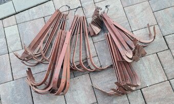 Střešní háky - 2