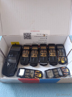 knight rider 8 kusů rozbaleno - 2