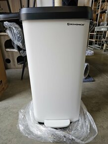 NOVÝ ODPADKOVÝ KOŠ V BÍLÉ- ČERNÉ A NEREZ 68 LITRŮ - 2