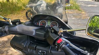 Suzuki Burgman 400 r.v.2009 - 2