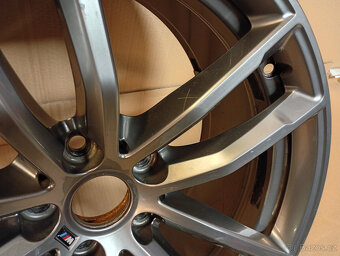 Originální disk R18 pro BMW G30 G31 styling 662M - 2