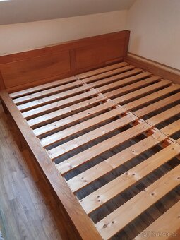 Dubová postel 180 x 200 - s roštem - 2