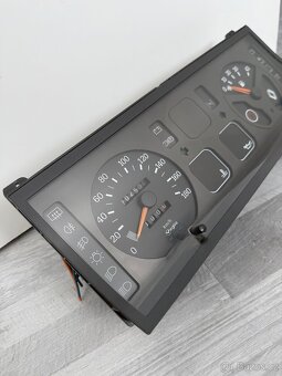 Budíky Renault R5 - 2