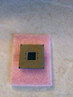 AMD RYZEN 7 2700 - 2