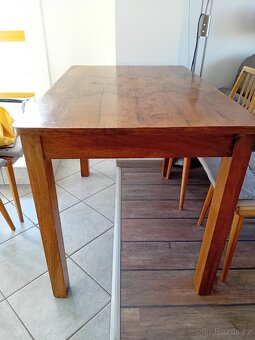 Jidelni stul cca 100 let starý - 2