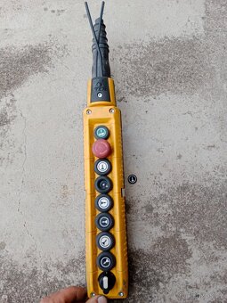 Ovladač kladkostroje - 2