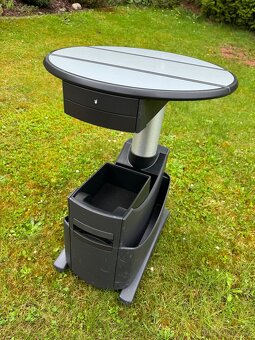 VW T5, T6 MULTIVAN - multifunkční stolek - 2