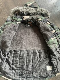 Chlapecká zimní bunda vel.146/152 - 2