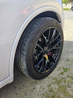 Dodge Durango 5.7 - 2